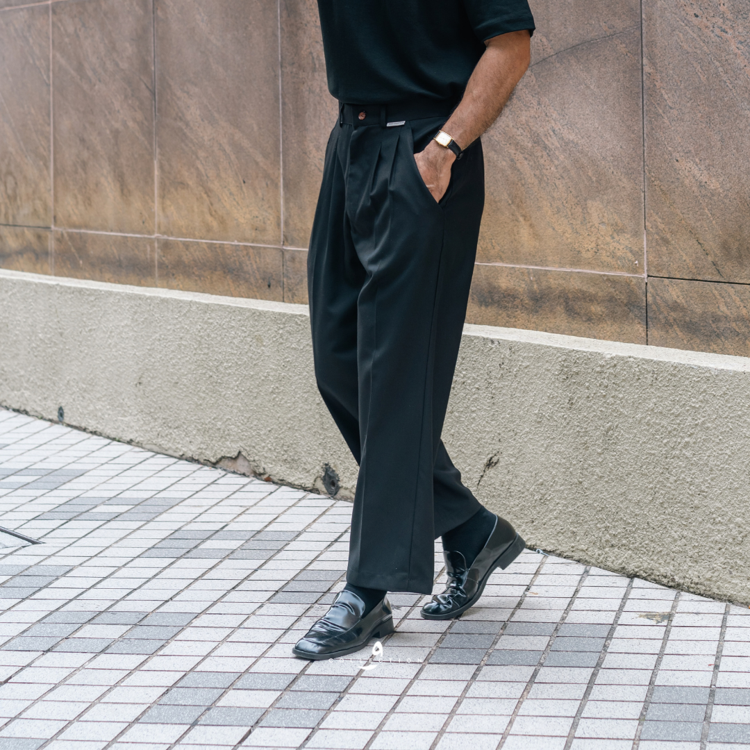 Loose Fit - Black