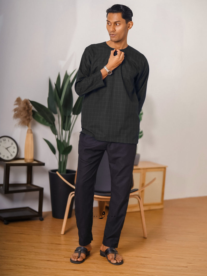 Kurta Yusuf - Black