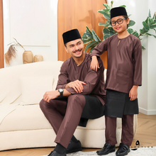 Baju Melayu Teluk Belanga - Rich Brown