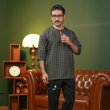 Kurta Yusuf - Black