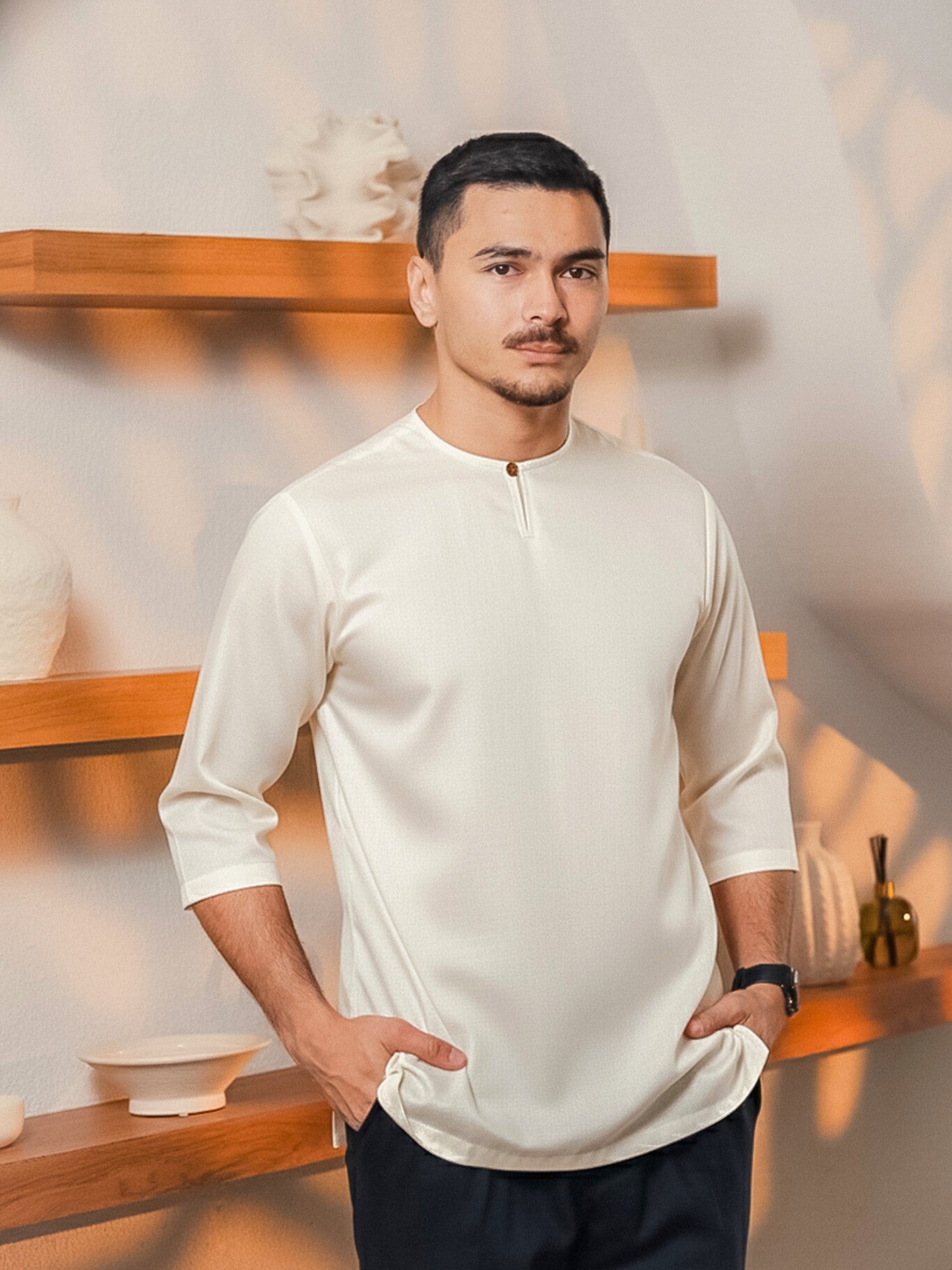 Kurta Yaakub - White