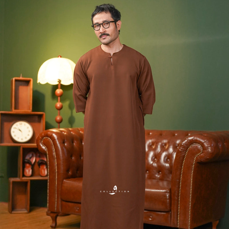 Jubah Ali - Rich Brown