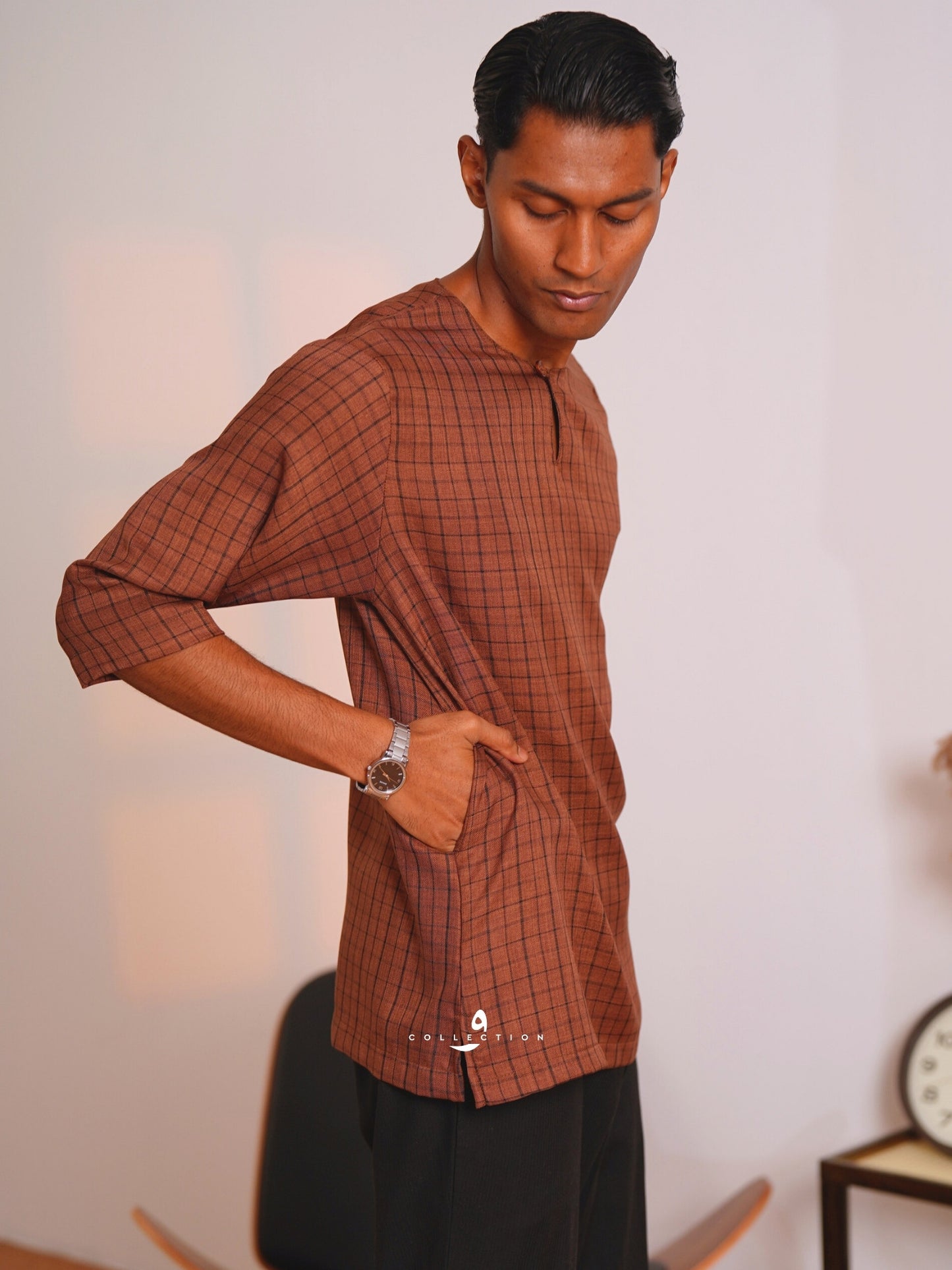 Kurta Shuib - Rich Brown