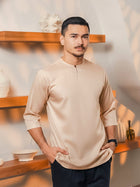 Kurta Yaakub - Nude