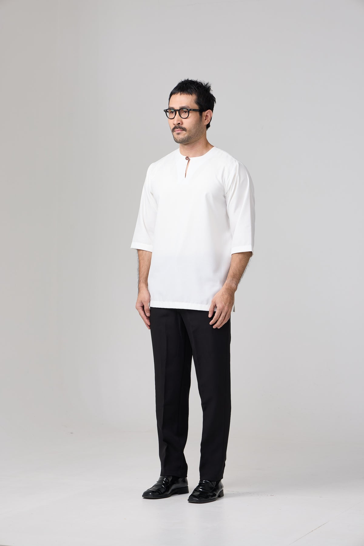 Kurta Yaakub - White
