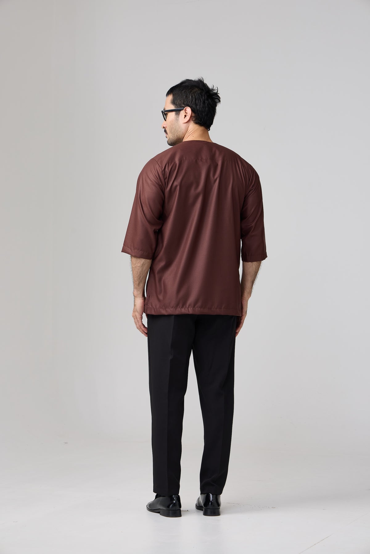 Kurta Yaakub - Rich Brown