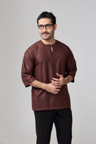 Kurta Yaakub - Rich Brown