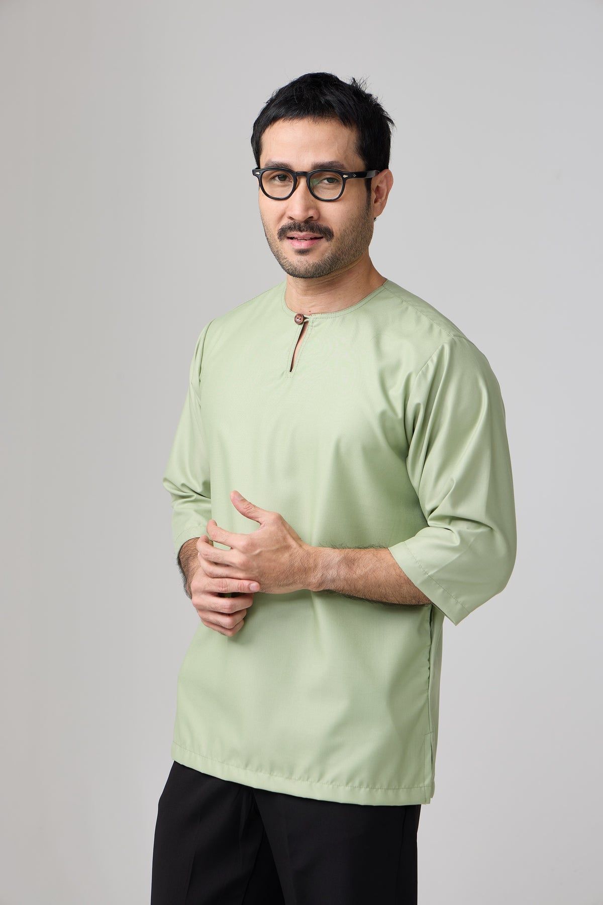 Kurta Yaakub - Matcha Green