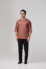 Kurta Luth - Rich Brown