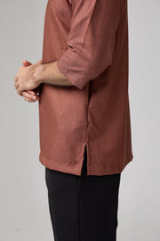 Kurta Luth - Rich Brown