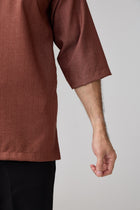Kurta Luth - Rich Brown