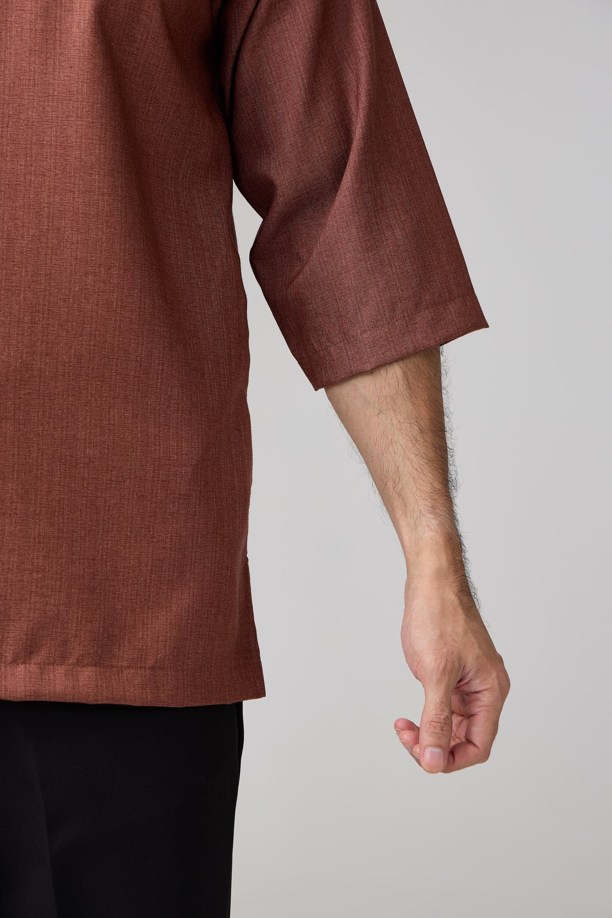 Kurta Luth - Rich Brown