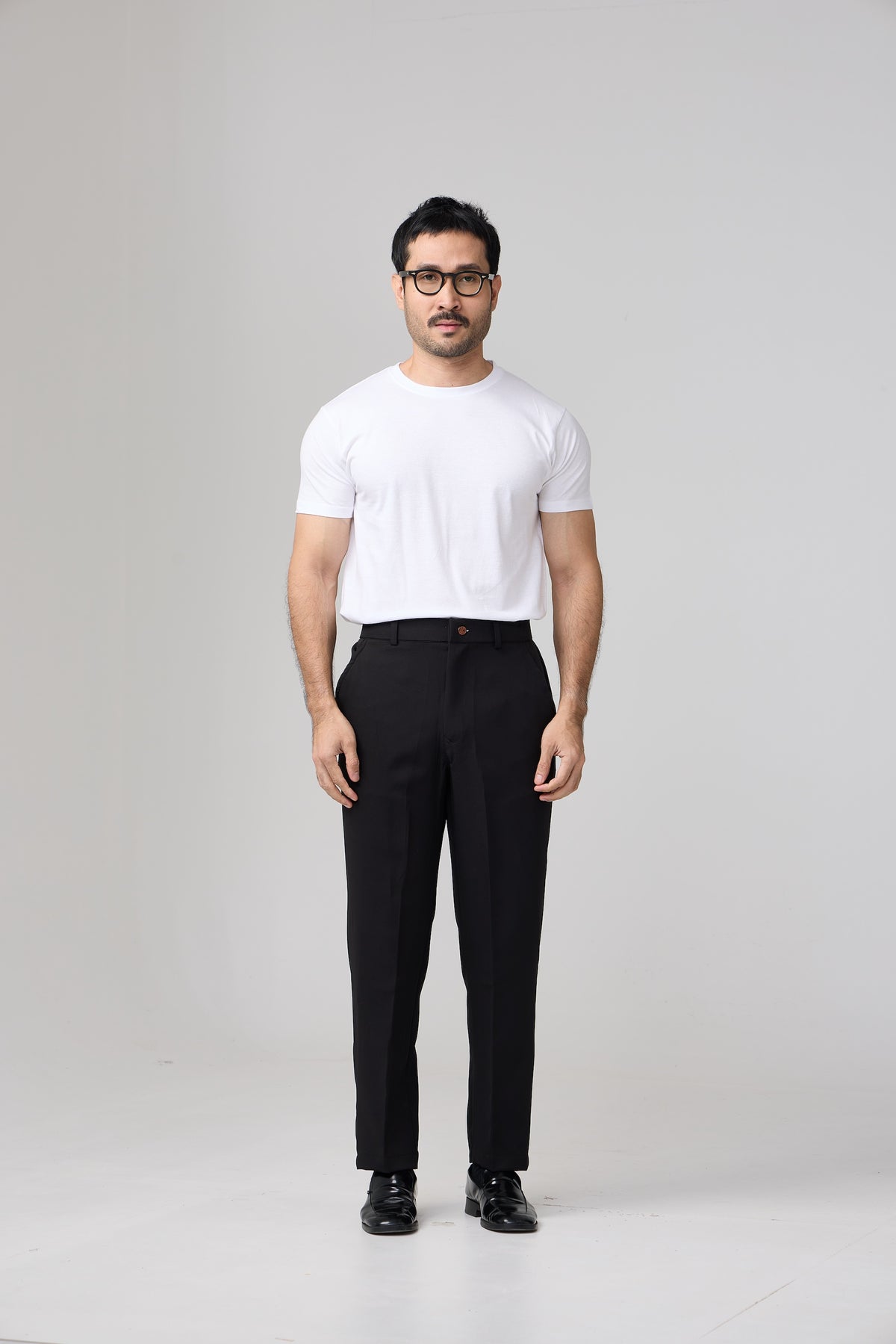 Cozy Tapered Fit - Black