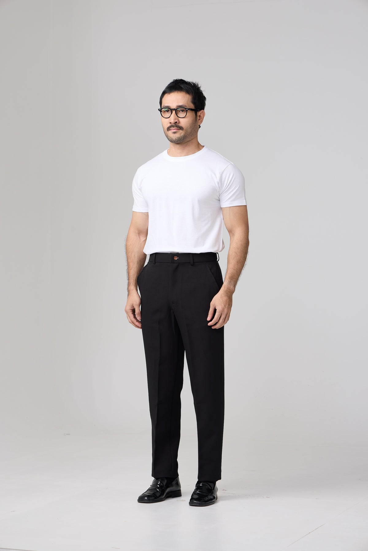 Cozy Tapered Fit - Black