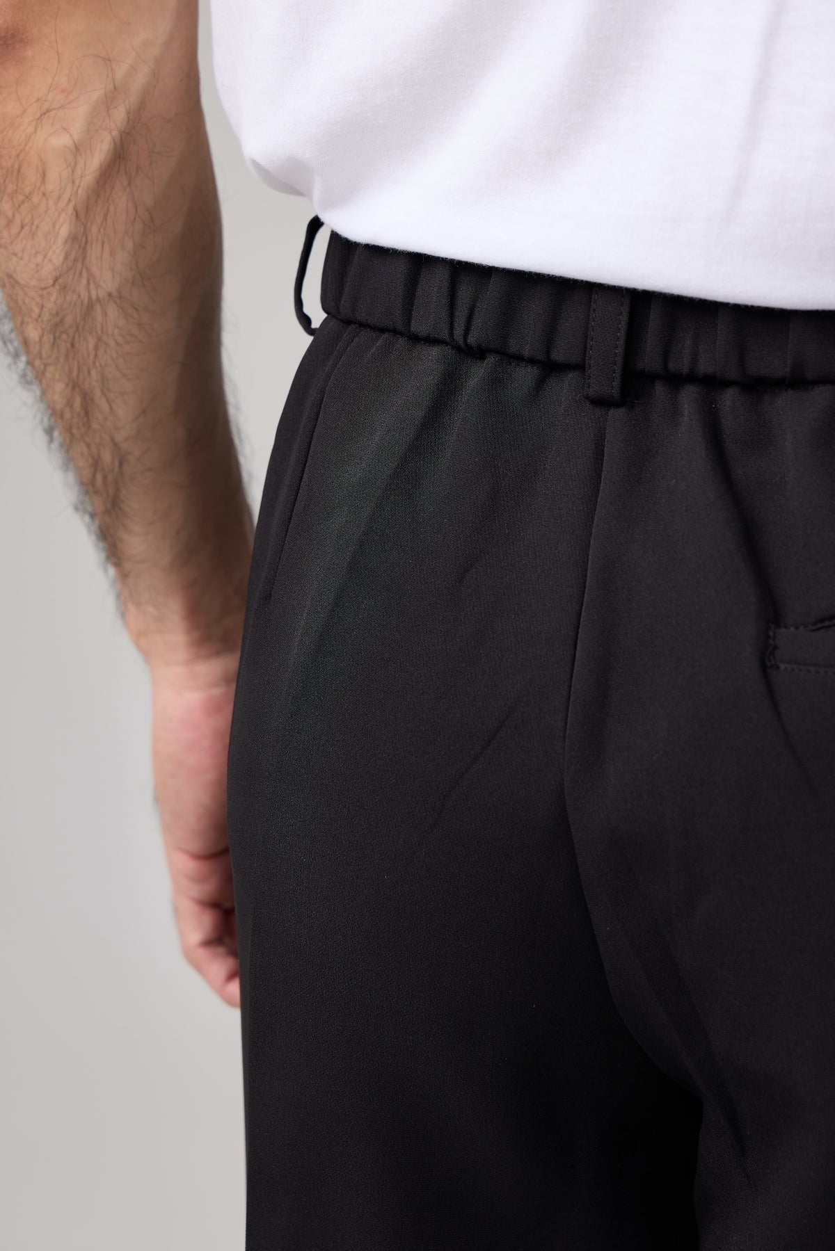 Cozy Tapered Fit - Black