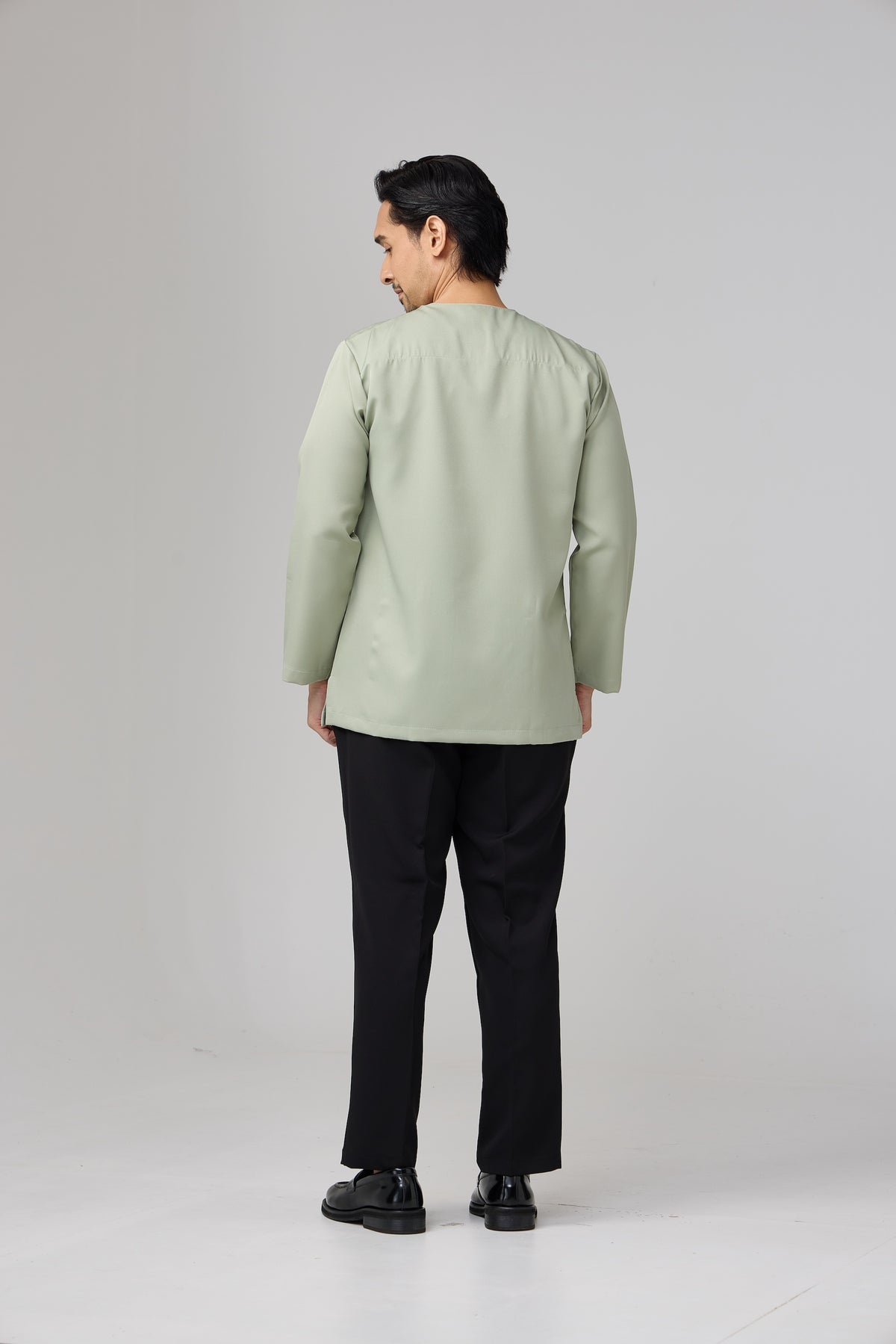 Kurta Ismail - Matcha Green