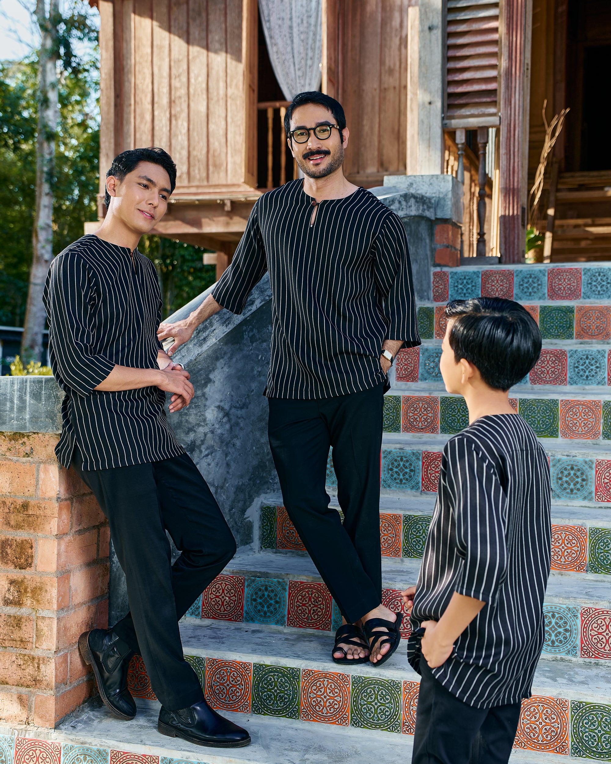 Kurta Ishak Linen - Black