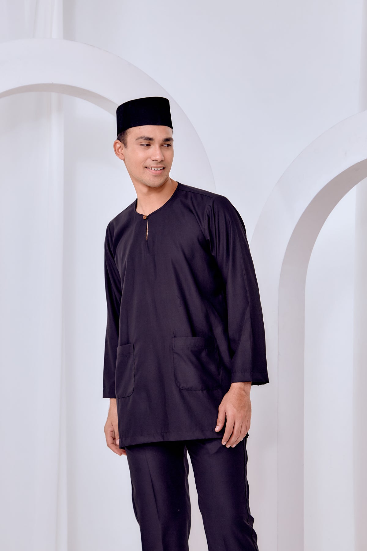 Baju Melayu Teluk Belanga - Black